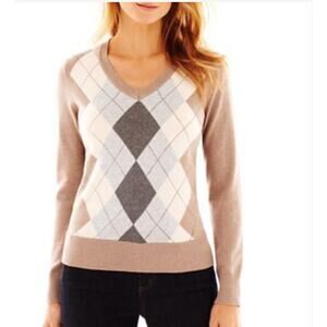 St John’s Bay Argyle V-neck Sweater - size M (Petite).